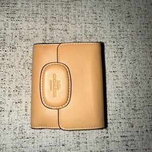 LIKE NEW Coach Eliza Small Wallet